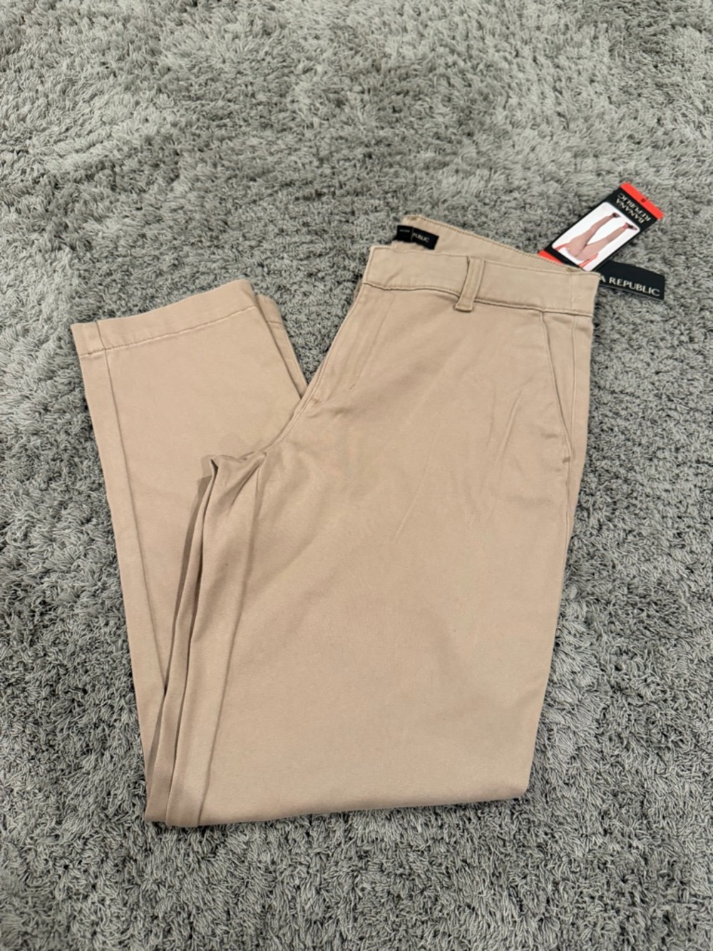 Banana Republic Straight Leg Pants in Light Beige